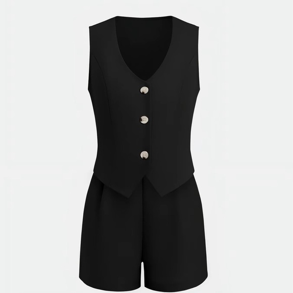 Chic Black Sleeveless Romper with V-Neckline - Picture 1 of 6